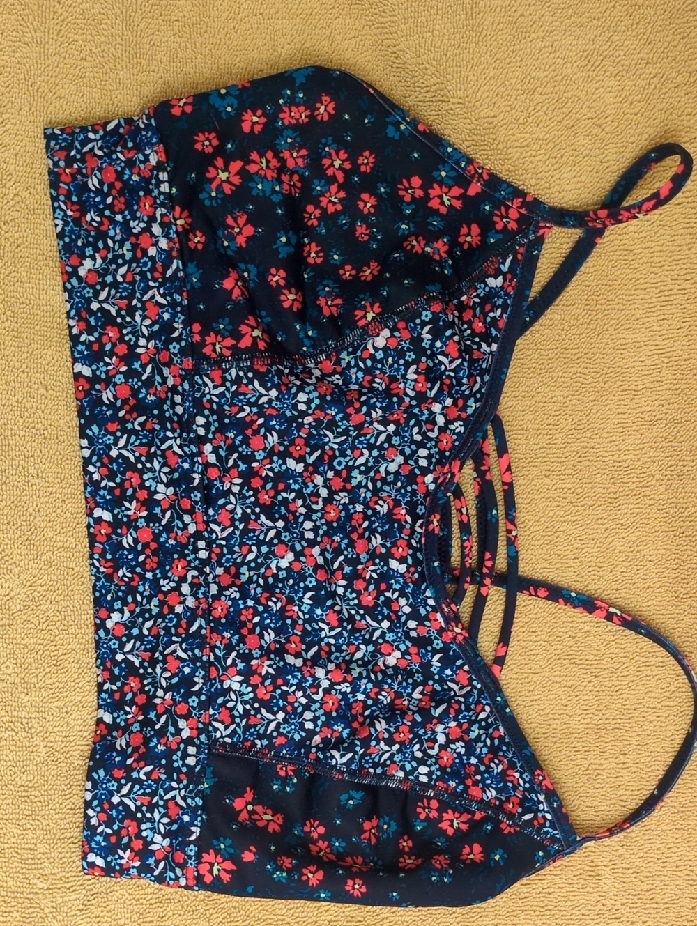 GapFit Low Impact Sports Bra